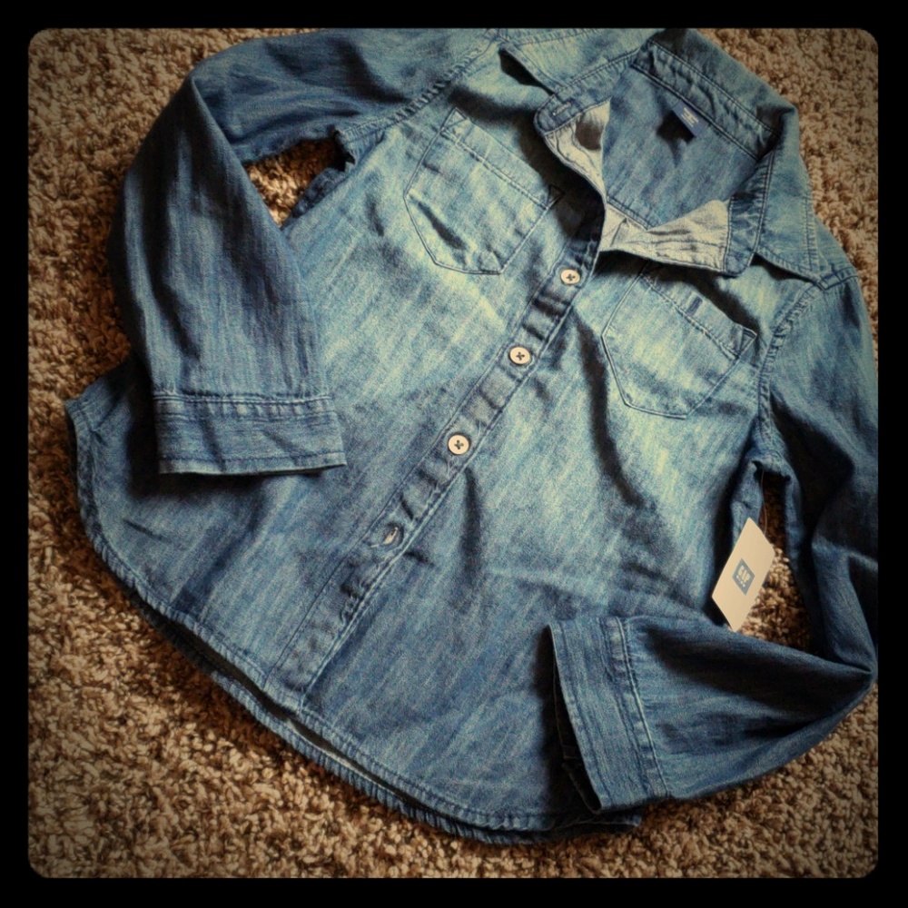 Gap girls denim button up shirt NWT!!